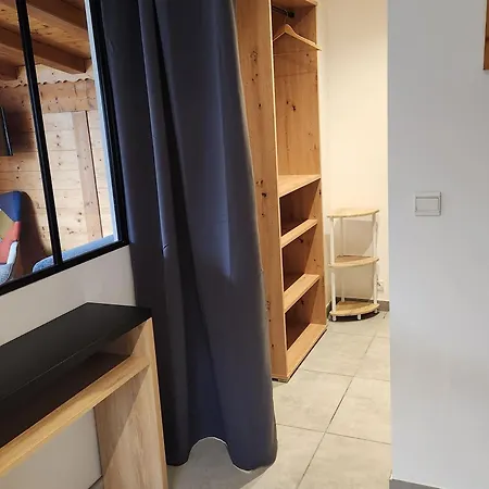 2 Pieces, 4 Pers., Proche Centre & Remontees, Balcon, Parking, Wifi - Fr-1-676-197
